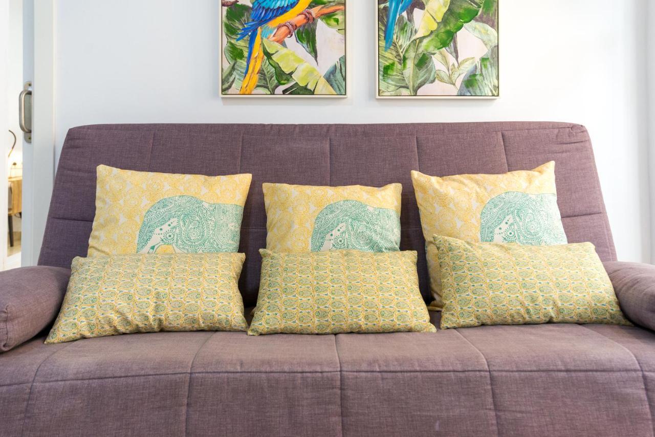 Mp5-Just Renovated Apartment Right On The Beach Malaga Bagian luar foto